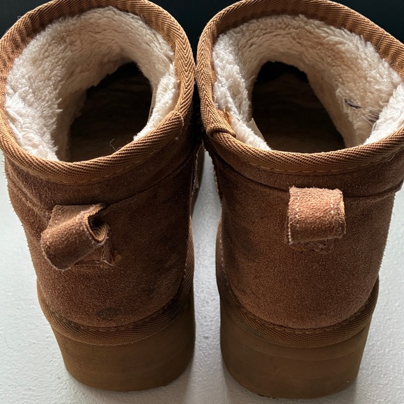 Cushionaire Chestnut Suede Ankle Boots with Faux Fur Lining - Picture 6 of 8